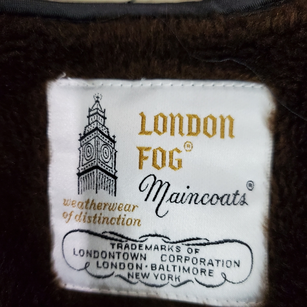 London Fog Vintage Men's Lined Trench Coat Classic Khaki Maincoats Size 44 L EUC - Picture 8 of 16